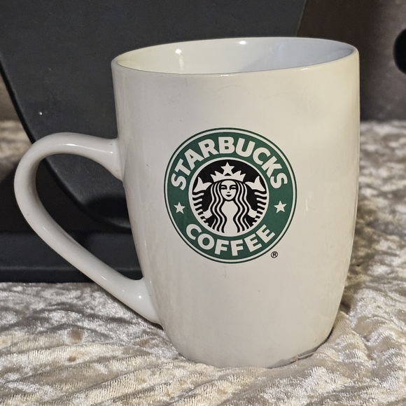 Starbucks Coffee Cup - Picture 1 of 5